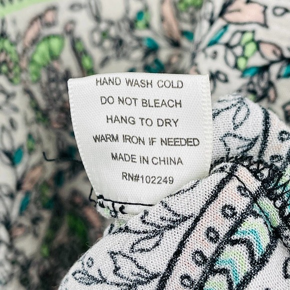 Anthropologie Skies Are Blue floral v-neck dress - Picture 8 of 10